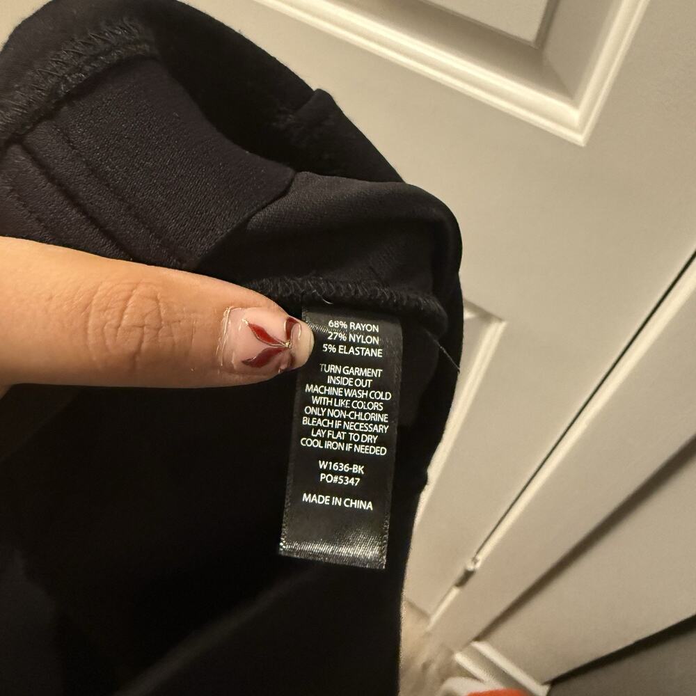 Betabrand Dress Pant Yoga Pant Size M Long Black Ponte Tapered Leg Stretch Work - Picture 4 of 6